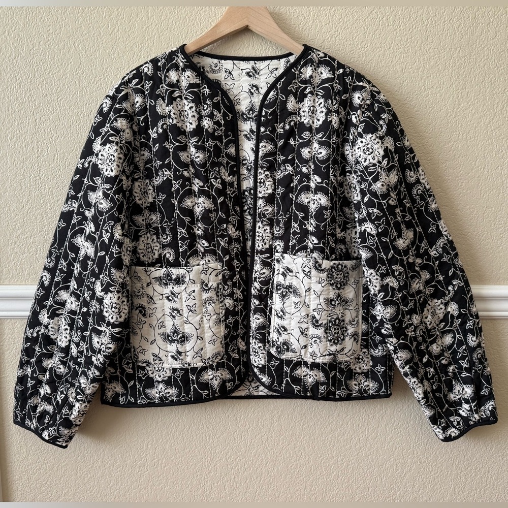 Quilted Cotton Reversible Paisley Jacket w/ Pockets Black White Size M / L